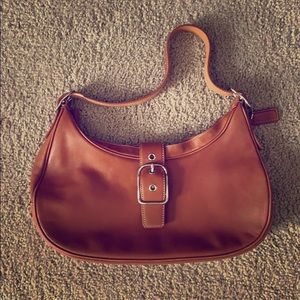 Coach leather shoulder handbag
